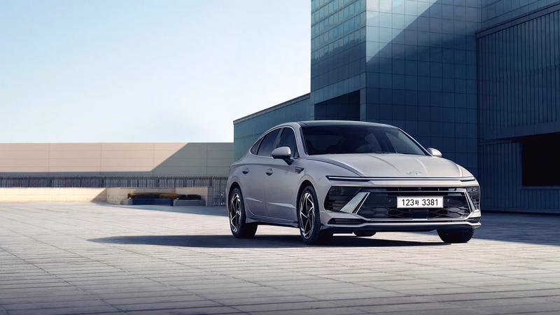 Hyundai Sonata The Edge Hybrid