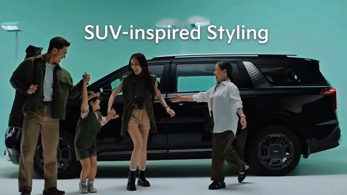 Kia Carnival Hybrid из Кореи: почти 1,5 млн рублей разницы с дизелем только на утильсборе