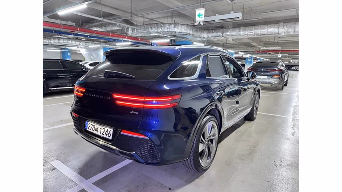 Обзор и сравнение PORSHE CAYENNE и GENESIS GV70