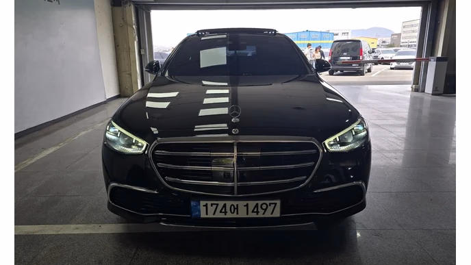 Почему покупают Mercedes S350d? Обзор на авто уже в статье!