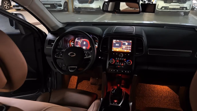 Три кроссовера из Кореи от 1,9 до 2,9 млн ₽: Venue, QM6 или Trailblazer AWD